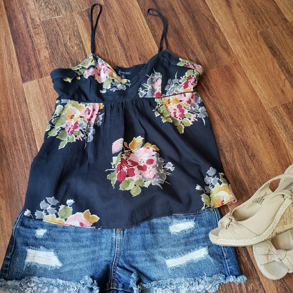 American Eagle Outfitters Tops - 🔥🔥🔥5 for $25 American Eagle Top